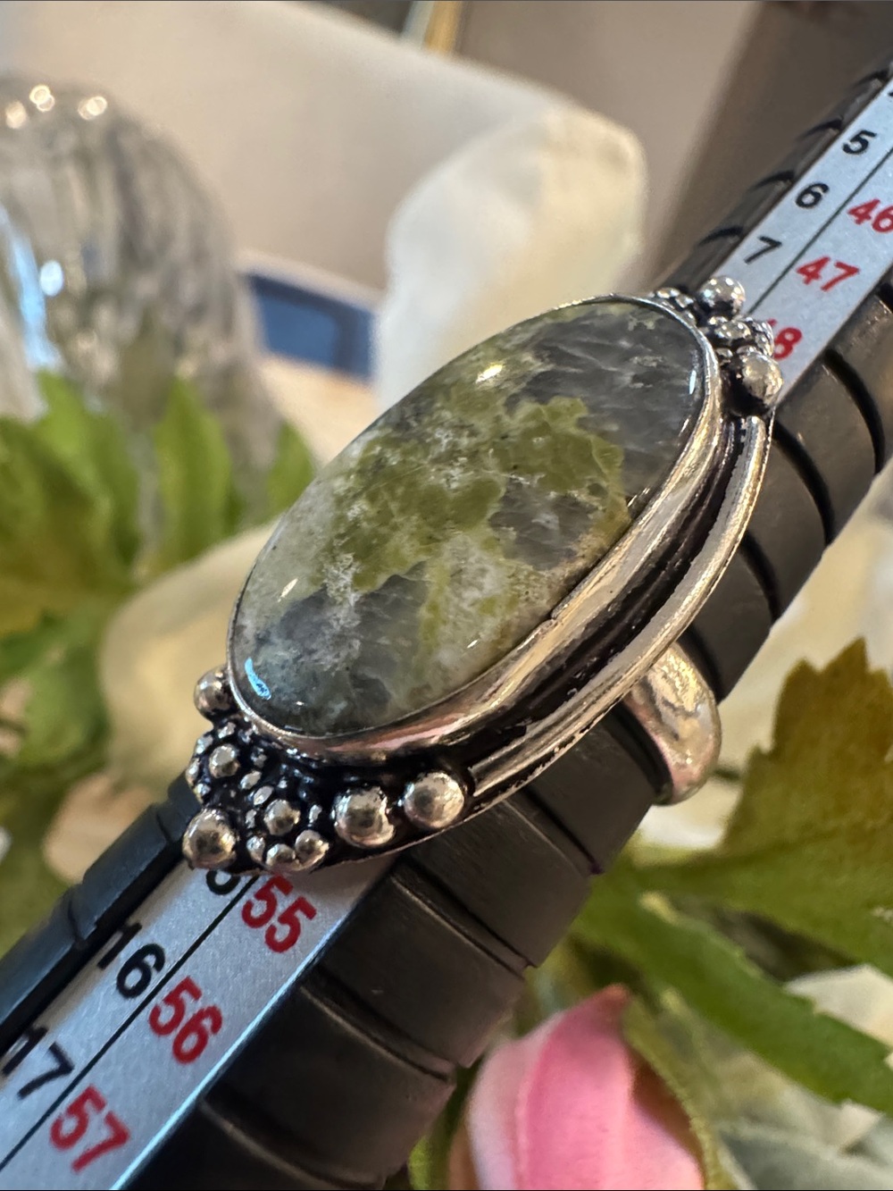 VTG Sterling Silver Green Jasper Oval Statement Ring - Unbranded
